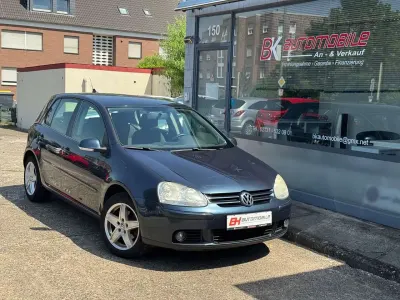 Gebraucht VW Golf V 116 PS (85 kW) 2008 Bluegraphit perleffekt Kleinwagen