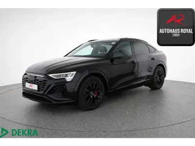 Gebraucht Audi Q8 e-tron S-Line 300 kW (408 PS) 2023 Schwarz (metallic) SUV