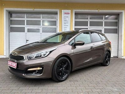 Gebraucht Kia Ceed 135 PS (99 kW) 2016 Braun Kleinwagen