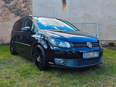 Gebraucht VW Touran Highline 140 PS (102 kW) 2011 Schwarz Van / Kleinbus