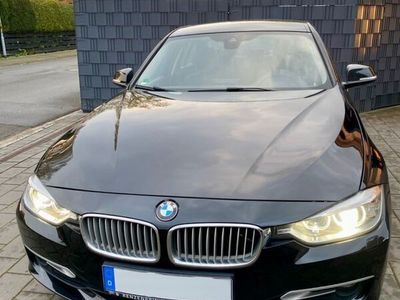 gebraucht BMW 318 d Modern Line - Vollleder - Tempomat - Navi