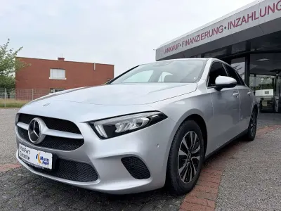 Gebraucht Mercedes A200 150 PS (110 kW) 2022 Silber Limousine