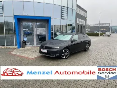 Gebraucht Opel Astra Business Elegance 131 PS (96 kW) 2024 Schwarz Kombi