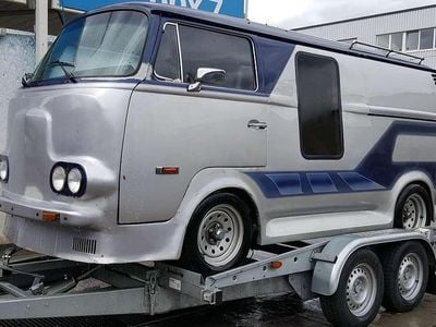 Silber Gebraucht 1973 VW T2 Van | 25.000 €