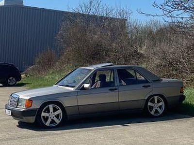 Usata Mercedes 190 122 CV (89 kW) 1991 Berlina