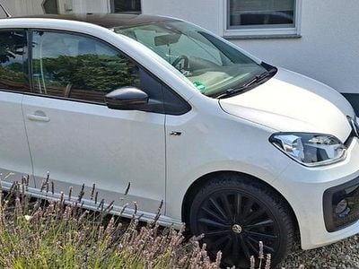 Begagnad VW up! R-line 65 HK (47 kW) 2021 Vit Halvkombi