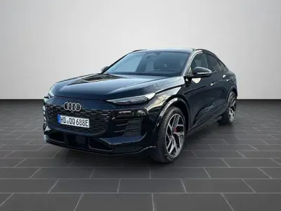 Gebraucht Audi Q6 Sportback e-tron Performance 225 kW (306 PS) 2025 Mythosschwarz metallic SUV