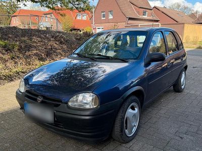 Second-hand Opel Corsa Slam 46 CP (33 kW) 1995 Albastru Hatchback