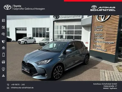 Neu Toyota Yaris Hybrid Team 116 PS (85 kW) 2026 Grau Limousine