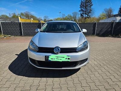 Usata VW Golf VI Trendline 80 CV (58 kW) 2010 Argento Utilitaria