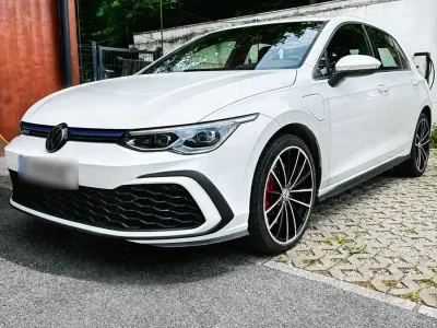 Gebraucht VW Golf VIII GTE 245 PS (180 kW) 2021 Weiß Limousine