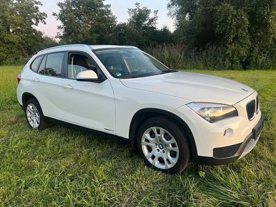 gebraucht BMW X1 mit PDC,neu Kette