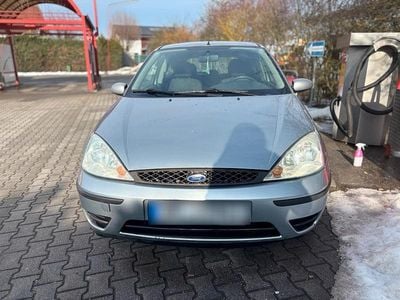 Silber Gebraucht 2004 Ford Focus Coupé | 900 € (Guter Preis)