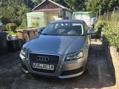 Gebraucht Audi A3 Sportback Attraction 102 PS (75 kW) 2010 Grau Kleinwagen