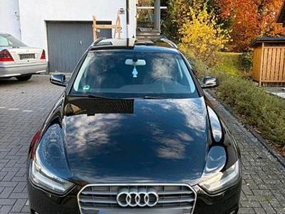 Gebraucht Audi A4 150 PS (110 kW) 2014 Schwarz Kombi