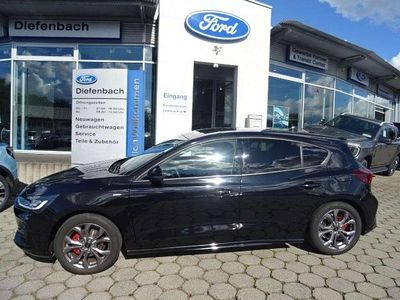 Second-hand Ford Focus ST-Line 125 CP (91 kW) 2022 Negru Berlinǎ