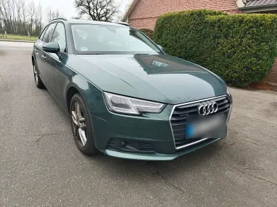 Gebraucht Audi A4 Comfort 190 PS (139 kW) 2018 Grün Kombi