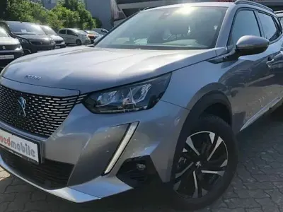 Gebraucht Peugeot e-2008 Allure+ 100 kW (136 PS) 2021 Grau SUV