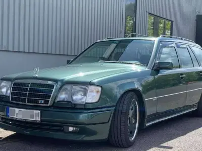 Gebraucht Mercedes E320 Sportline 220 PS (161 kW) 1995 Grün Kombi