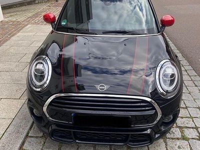Second-hand Mini Cooper 136 CP (100 kW) 2019 Negru Hatchback