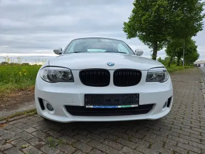Occasion BMW 118 Cabriolet Sport Line 143 ch (105 kW) 2012 Blanc Cabriolet