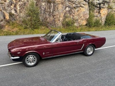 Rot Gebraucht 1965 Ford Mustang Cabrio | 19.000 €