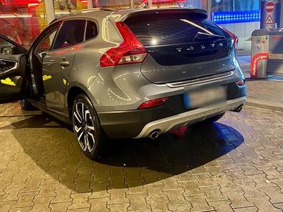 Gebraucht Volvo V40 CC 190 PS (139 kW) 2016 Grau Kombi