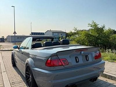 Begagnad BMW M3 343 HK (252 kW) 2002 Grå Cab