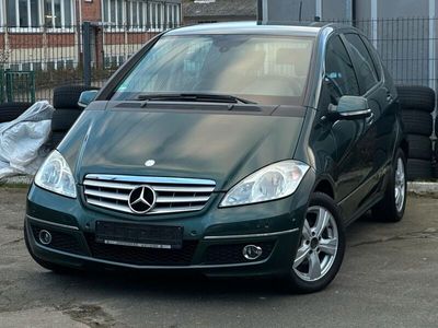 gebraucht Mercedes A160 BLUEEFFICIENCY/AVANTGARDE/LEDER/PDC/AHK/