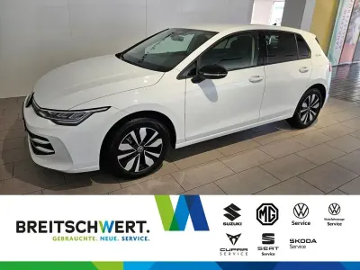 Second-hand VW Golf VIII Goal 150 CP (110 kW) 2025 Alb Berlinǎ