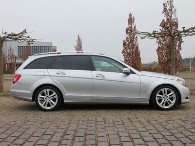 gebraucht Mercedes C180 Avantgarde BlueEFFICIENCY T-Modell