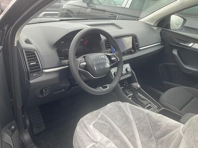 Black magic perleffekt Neu 2025 Skoda Karoq Selection SUV | 34.184 € (Fairer Preis)