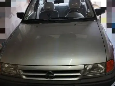 Second-hand Opel Astra 60 CP (44 kW) 1993 Berlinǎ