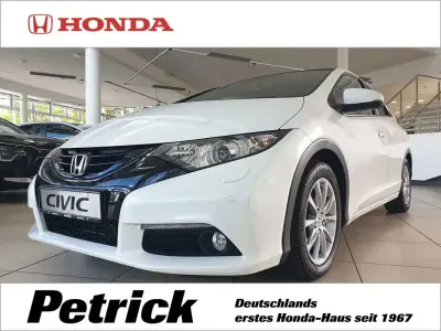 Gebraucht Honda Civic Executive 120 PS (88 kW) 2014 Weiß Limousine