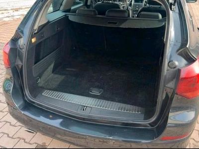 Usata Opel Astra 160 CV (117 kW) 2012 Nero Station wagon