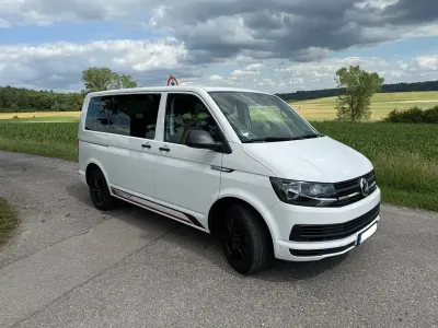 Gebraucht VW Multivan Trendline 150 PS (110 kW) 2017 Weiß Van / Kleinbus