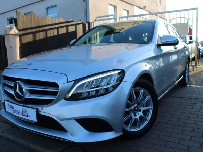 Gebraucht Mercedes C200 Avantgarde 184 PS (135 kW) 2018 Silber Kombi