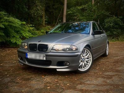 BMW 323