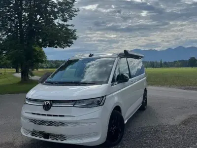 Gebraucht VW T7 California 150 PS (110 kW) 2025 Weiß Van