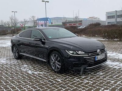 Second-hand VW Arteon R-line 190 CP (139 kW) 2019 Negru Hatchback