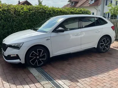 Gebraucht Skoda Scala Monte Carlo 110 PS (80 kW) 2023 Weiß Kleinwagen