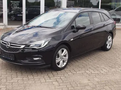 Gebraucht Opel Astra Business 136 PS (100 kW) 2019 Schwarz Kombi