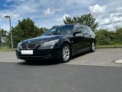 Gebraucht BMW 530 Exclusive 235 PS (172 kW) 2008 Schwarz Kombi