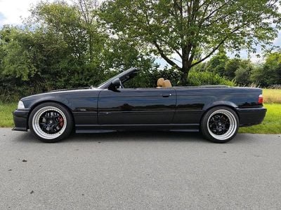 Gebraucht BMW 328 Cabriolet M Sport 193 PS (141 kW) 1995 Schwarz Cabrio