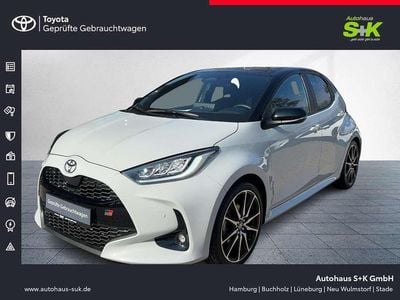 Gebraucht Toyota Yaris Sport 131 PS (96 kW) 2024 Dynamicgrey metallic / dach schwarz (schwarz) Kleinwagen