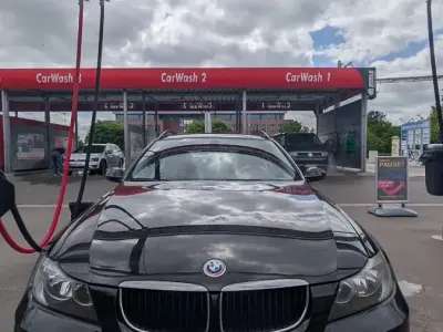 Gebraucht BMW 318 150 PS (110 kW) 2007 Schwarz Kombi