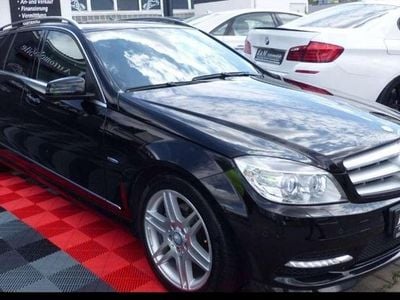 Second-hand Mercedes C200 Avantgarde 184 CP (135 kW) 2011 Negru Break