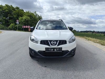 Weiß Gebraucht 2013 Nissan Qashqai SUV | 7.950 € (Fairer Preis)