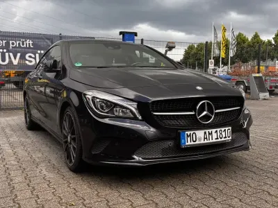Gebraucht Mercedes CLA180 AMG line 122 PS (89 kW) 2017 Schwarz Limousine