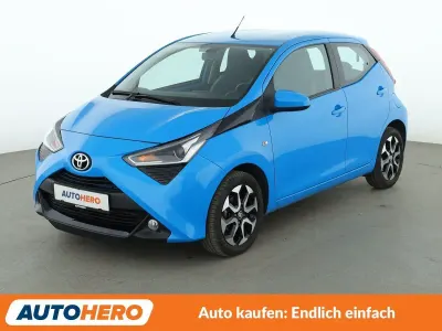 Gebraucht Toyota Aygo X-play 72 PS (52 kW) 2019 Blau Kleinwagen